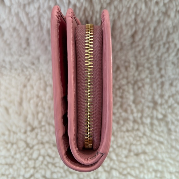 PRADA Saffiano Pink Bifold Wallet - Picture 4 of 10